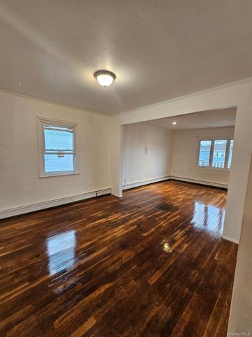 25314 148th Road, Rosedale, NY 11422