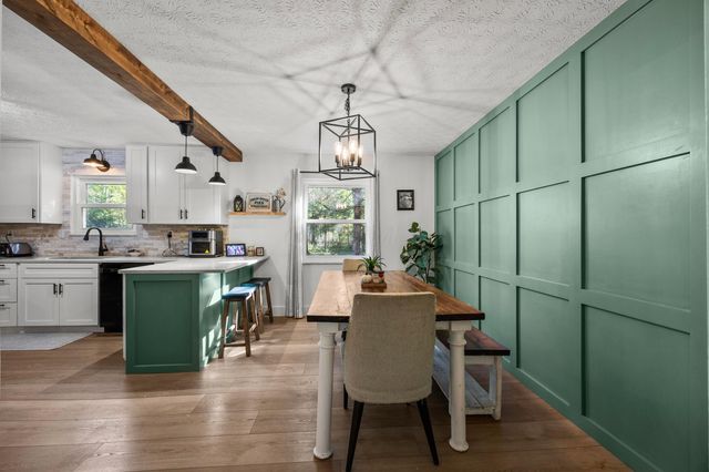 71 Challedon Circle SW, Pataskala, OH 43062