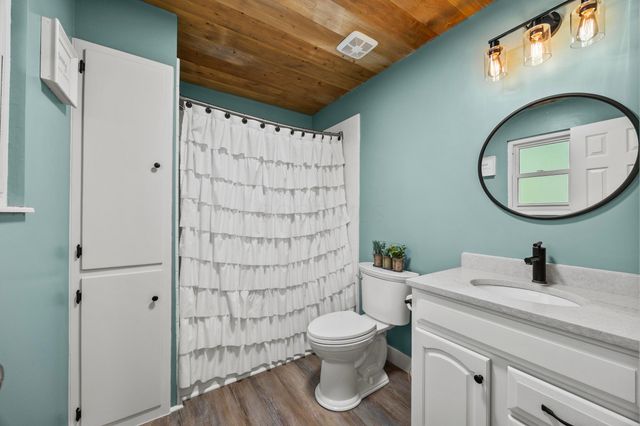 71 Challedon Circle SW, Pataskala, OH 43062