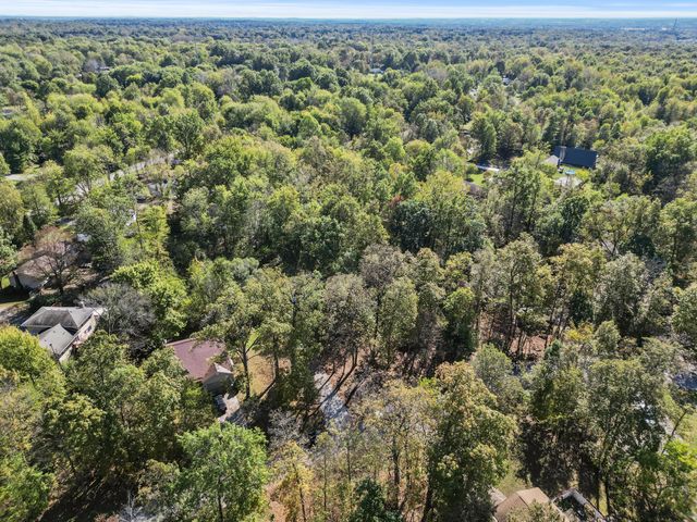 71 Challedon Circle SW, Pataskala, OH 43062