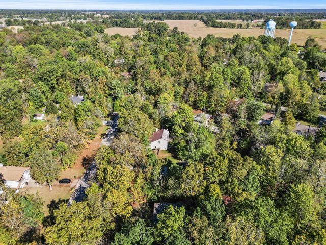 71 Challedon Circle SW, Pataskala, OH 43062