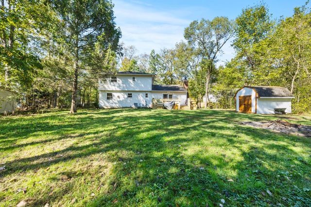 71 Challedon Circle SW, Pataskala, OH 43062