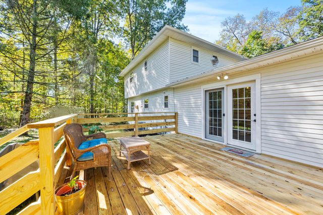 71 Challedon Circle SW, Pataskala, OH 43062