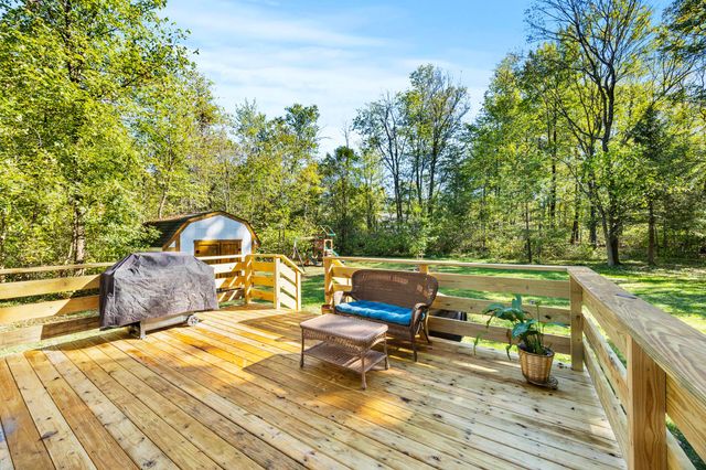 71 Challedon Circle SW, Pataskala, OH 43062