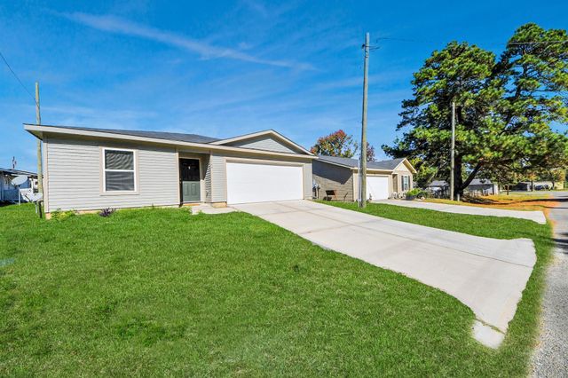 164 Goldenrod, Livingston, TX 77351