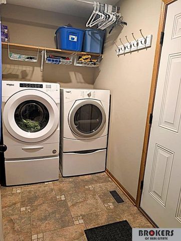 5230 N 13 Street, Lincoln, NE 68521