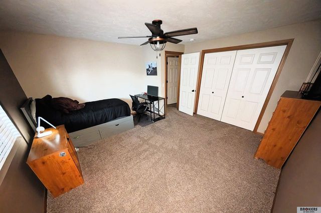 5230 N 13 Street, Lincoln, NE 68521