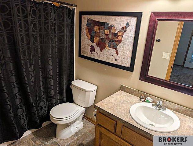 5230 N 13 Street, Lincoln, NE 68521