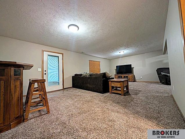 5230 N 13 Street, Lincoln, NE 68521