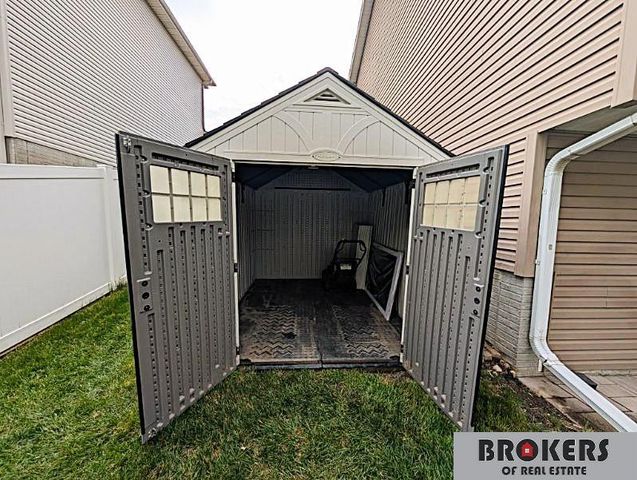 5230 N 13 Street, Lincoln, NE 68521