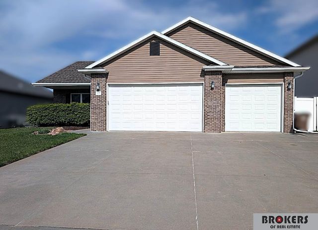 5230 N 13 Street, Lincoln, NE 68521