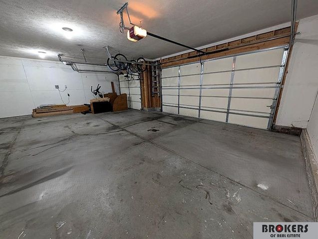 5230 N 13 Street, Lincoln, NE 68521