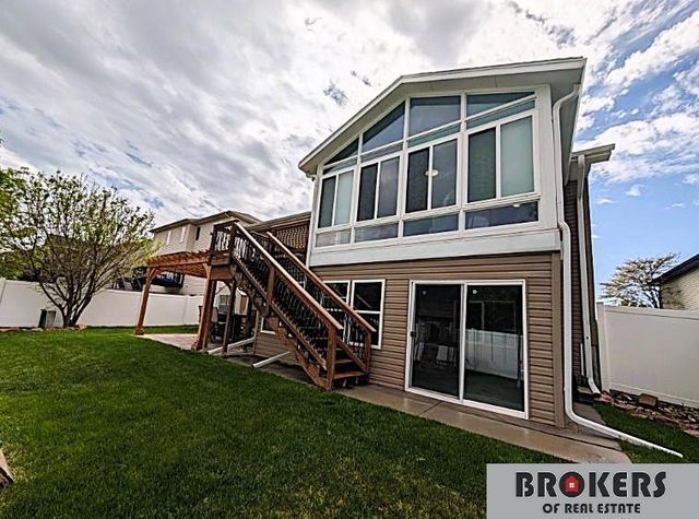 5230 N 13 Street, Lincoln, NE 68521