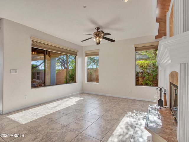 2927 W PLUM HOLLOW Drive, Anthem, AZ 85086