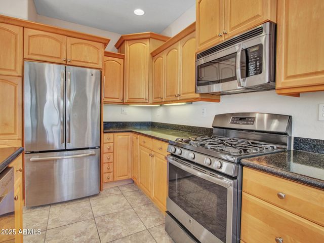 2927 W PLUM HOLLOW Drive, Anthem, AZ 85086