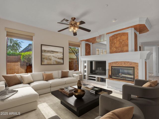 2927 W PLUM HOLLOW Drive, Anthem, AZ 85086