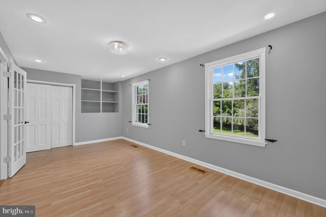 1364 COLLEGE HILL DR, Cheyney, PA 19319