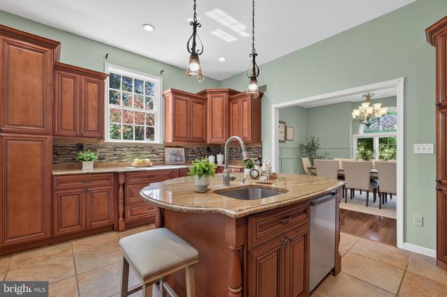 1364 COLLEGE HILL DR, Cheyney, PA 19319