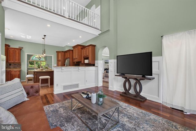 1364 COLLEGE HILL DR, Cheyney, PA 19319