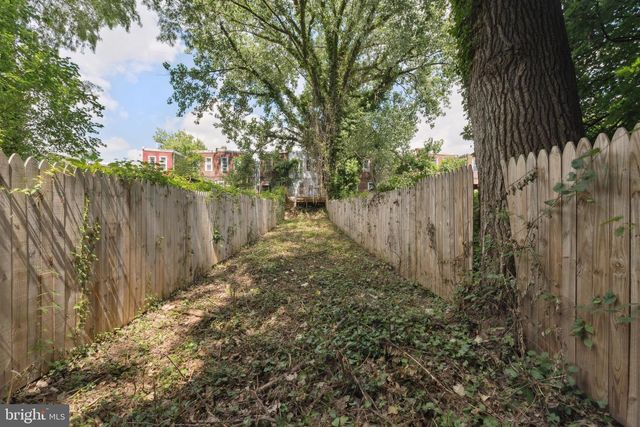 320 E TULPEHOCKEN ST, Philadelphia, PA 19144