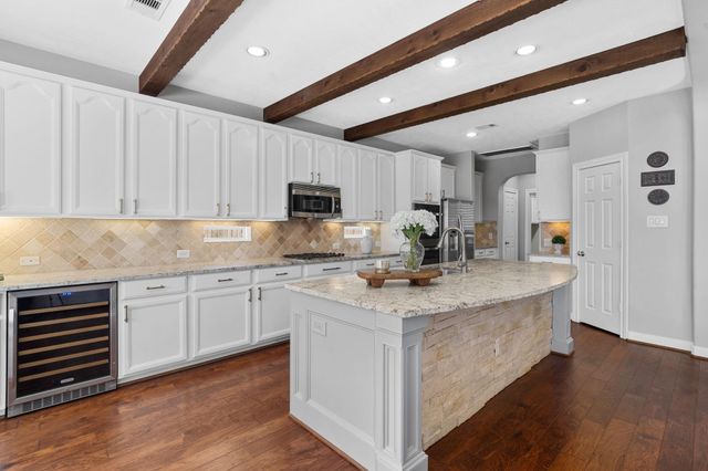 9227 Turtle Pond Lane, Missouri City, TX 77459