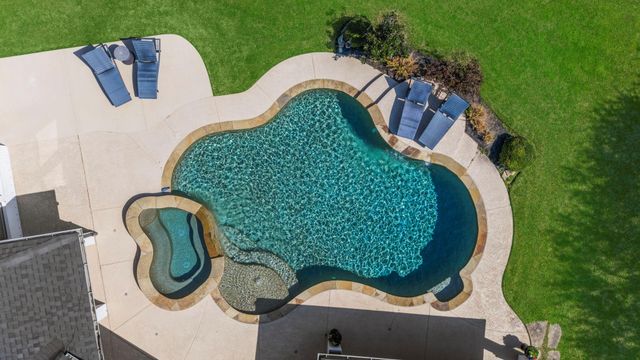 9227 Turtle Pond Lane, Missouri City, TX 77459