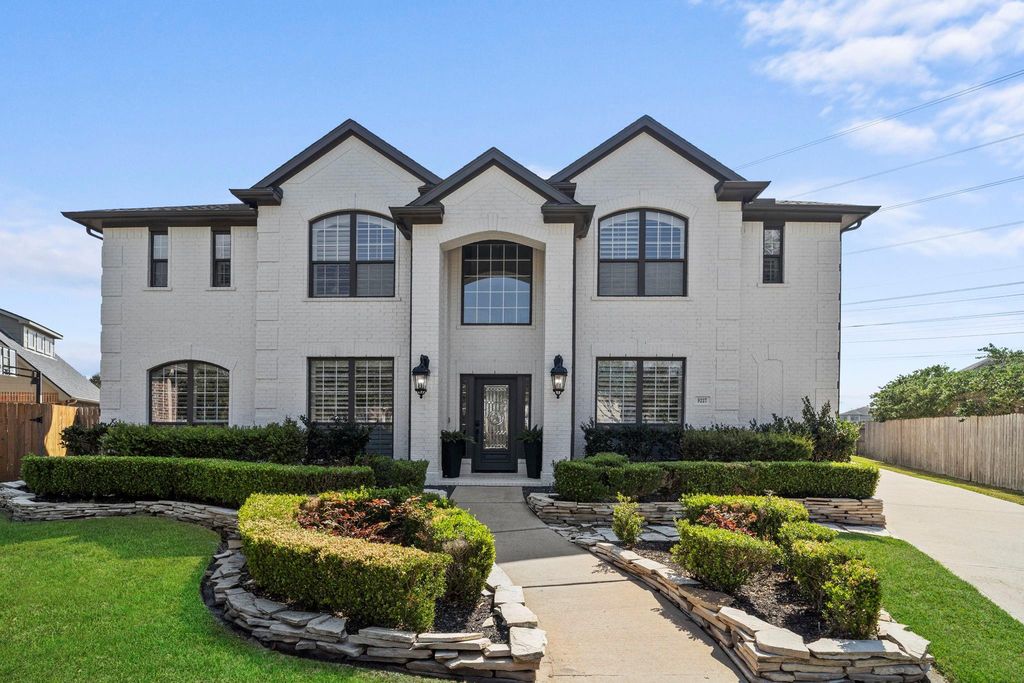 9227 Turtle Pond Lane, Missouri City, TX 77459