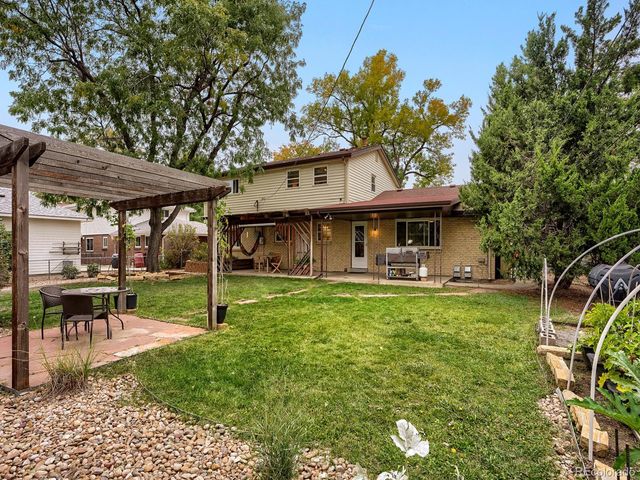 2090 Miller Street, Lakewood, CO 80215