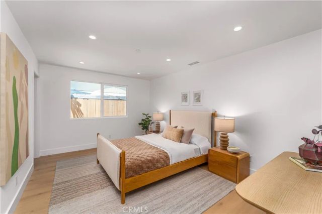 23861 Gilmore, West Hills, CA 91307