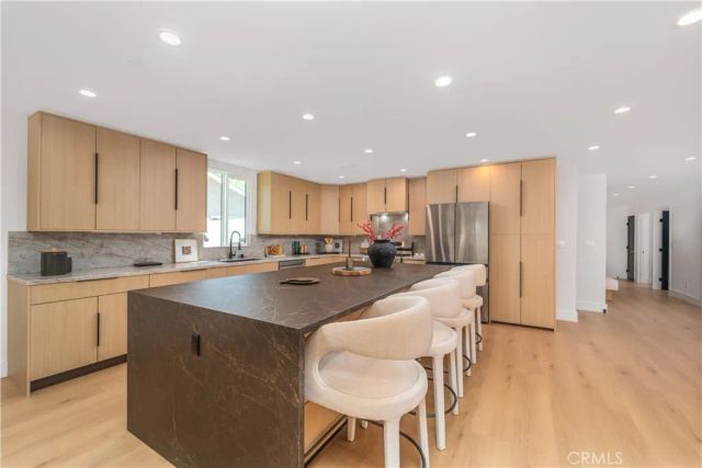 23861 Gilmore, West Hills, CA 91307