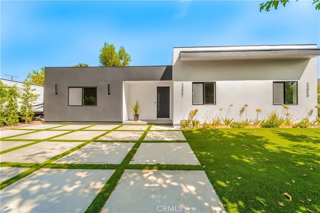 23861 Gilmore, West Hills, CA 91307