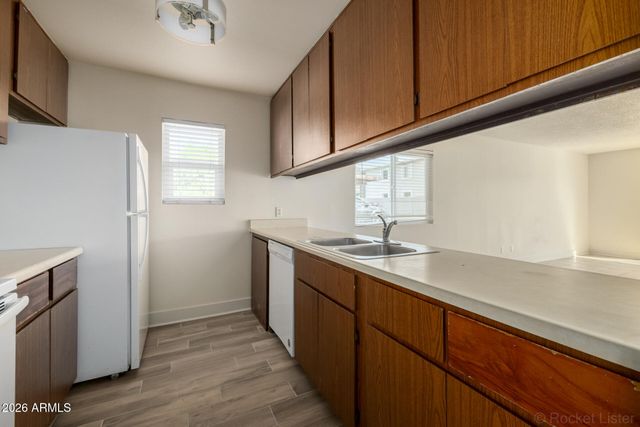 17859 N 40TH Street, Phoenix, AZ 85032