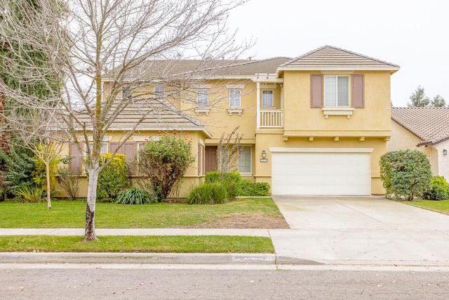2563 Riviera Court, Tulare, CA 93274