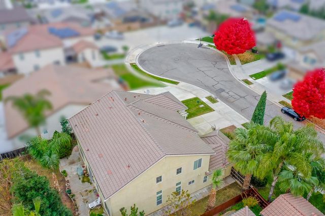 2563 Riviera Court, Tulare, CA 93274