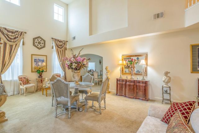 2563 Riviera Court, Tulare, CA 93274