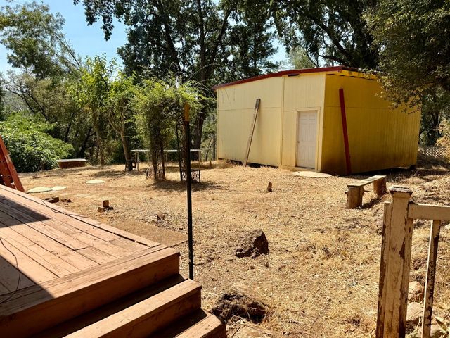 9985 Wendell Rd, Mountain Ranch, CA 95246