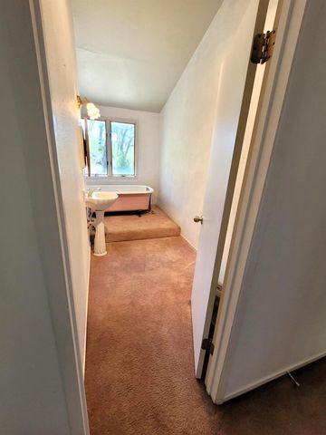 9985 Wendell Rd, Mountain Ranch, CA 95246