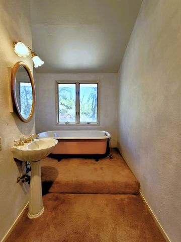 9985 Wendell Rd, Mountain Ranch, CA 95246