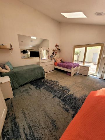 9985 Wendell Rd, Mountain Ranch, CA 95246