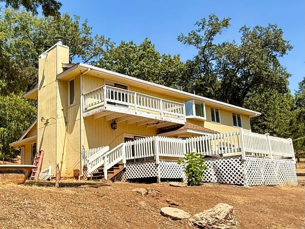9985 Wendell Rd, Mountain Ranch, CA 95246