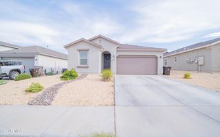 833 Via Glorieta, Sunland Park, NM 88063