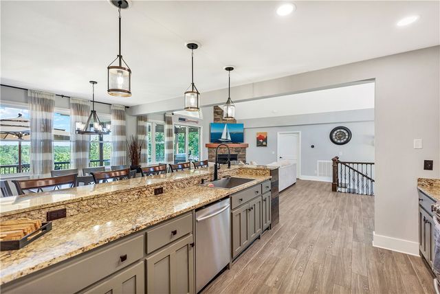 232 Jocassee Ridge Way, Salem, SC 29676