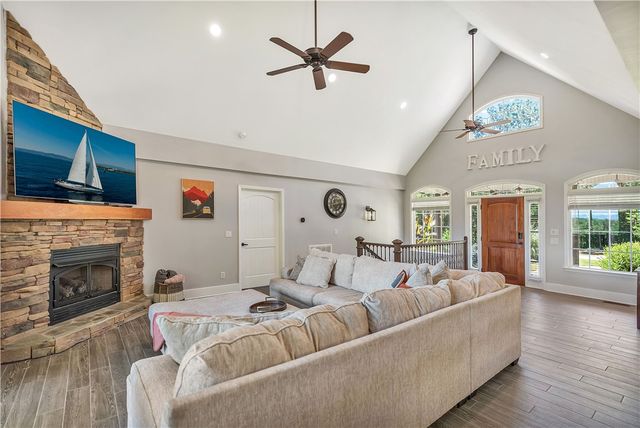232 Jocassee Ridge Way, Salem, SC 29676