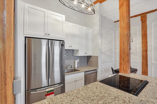 222 Williams Street East 416, Glastonbury, CT 06033