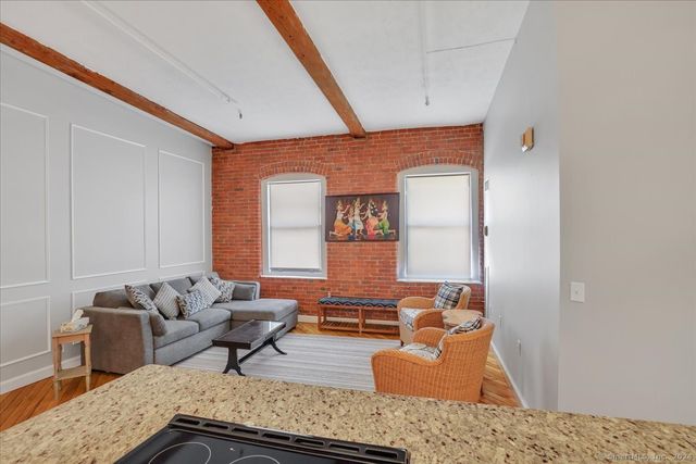222 Williams Street East 416, Glastonbury, CT 06033