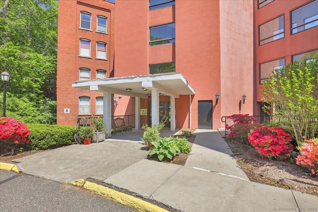 222 Williams Street East 416, Glastonbury, CT 06033