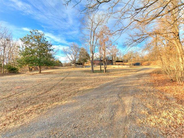 14691 SE 44th Street, Choctaw, OK 73020