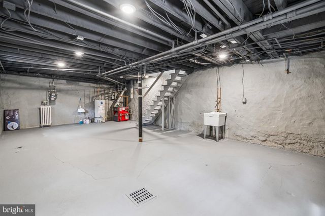 3322 AINSLIE ST, Philadelphia, PA 19129