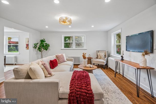3322 AINSLIE ST, Philadelphia, PA 19129