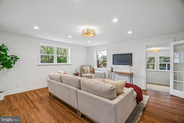 3322 AINSLIE ST, Philadelphia, PA 19129